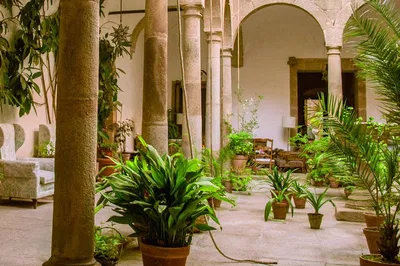 Caceres & Sevilla: 2-Day Tour from Madrid (Train)