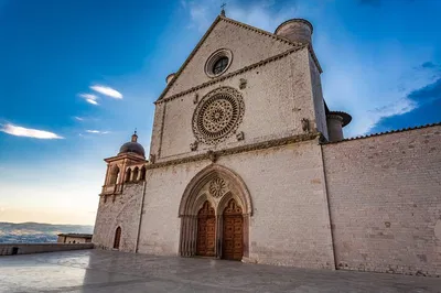 Tuscany & Assisi: A Divine Day Trip from Rome