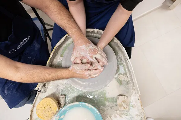Pottery Wheel Workshop: Master Potter Class in Tuscany