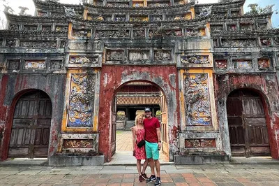Hue Day Trip: Imperial City & Pagoda Tour from Da Nang/Hoi An