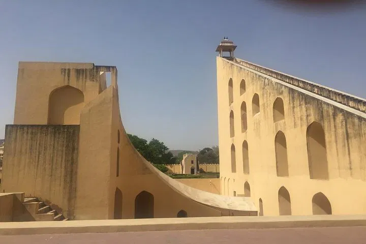 img0