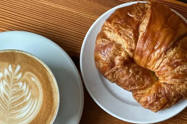 Charleston's King Street Brunch: A Royal Foodie Adventure