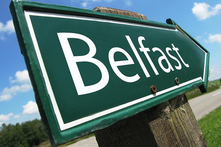 Seamless Belfast Transfer: Hotel to Airport in Style