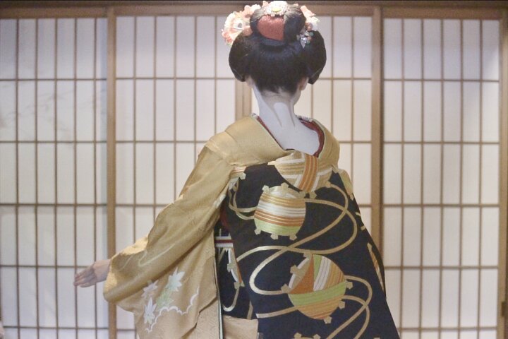 Kyoto's Exclusive: A Private Geisha Encounter with Maiko