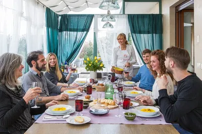 Neapolitan Home Dining: Savor Authentic Recipes with Local Cesarine