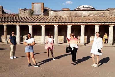 Pompeii Treasure Hunt: Family Fun with Expert Guide