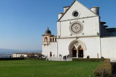 Discover Assisi: A Gourmet Journey Through Umbria's Green Heart