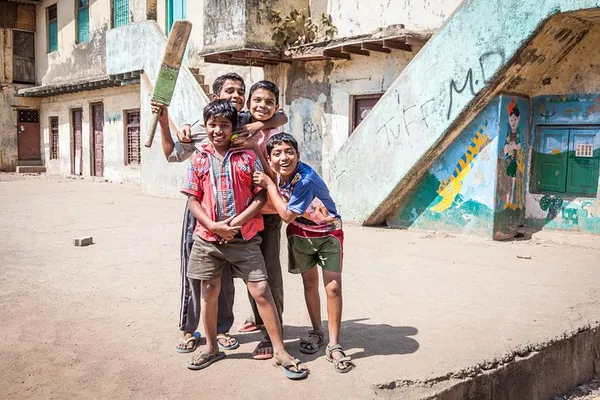 Unveiling Dharavi: A Guided Tour Beyond Stereotypes