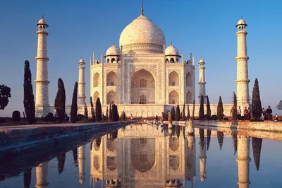 Discover Agra's Wonders: Guided Language & Cultural Tours