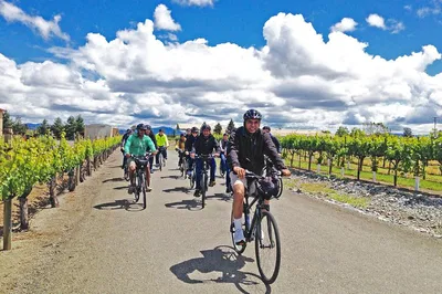 Santa Rosa's Pedal-Powered Wine Adventure: Bike & Sip Through Russian River Valley!