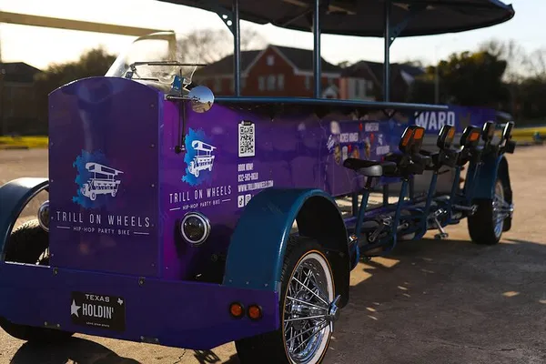 Hip-Hop Brunch Bike Tour: Party Through Houston's EADO!