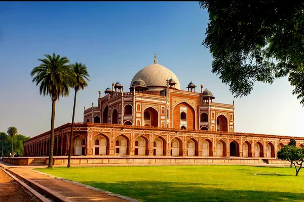 Delhi's Cultural Tapestry: A Full-Day Private City Tour