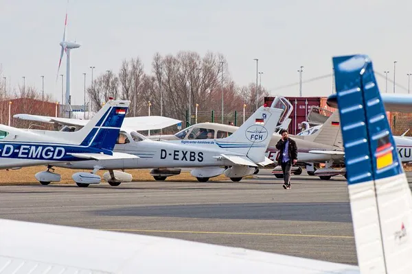 Hannover Aerial Adventure: Private Sightseeing Flight Experience