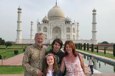 Golden Triangle Train & Car Tour: Luxurious India Adventure
