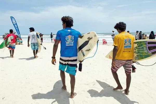 Chennai's Coastal Thrills: Surf & Paddleboard Adventure!