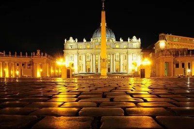 Rome at Twilight: An Intimate Chauffeur-Driven Night Tour