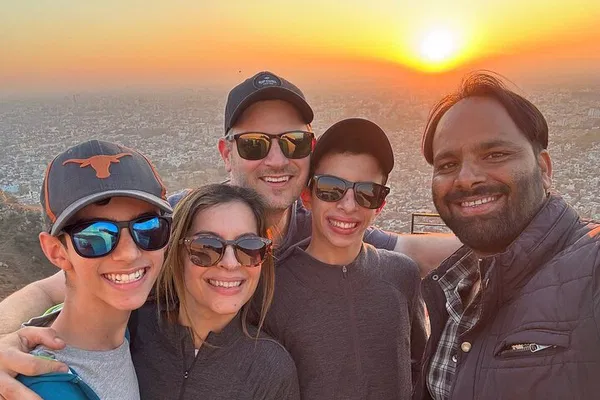 Jaipur Sunset & Dinner Tour: Pink City's Best Night!