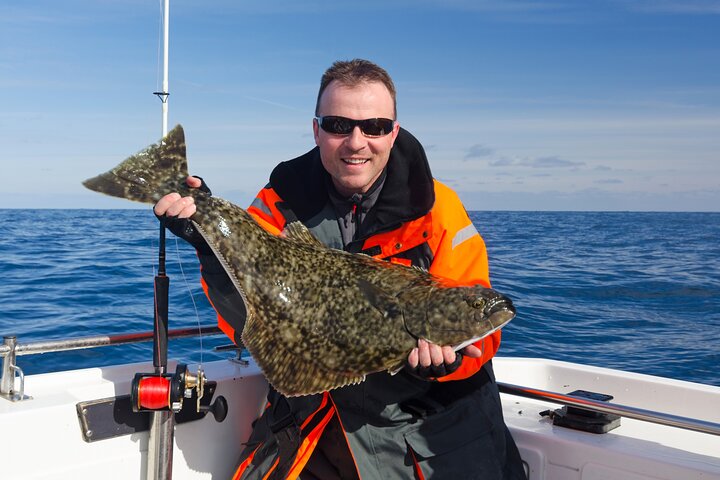 Phuket Deep Sea Fishing Adventure: Reel in the Big Catch!