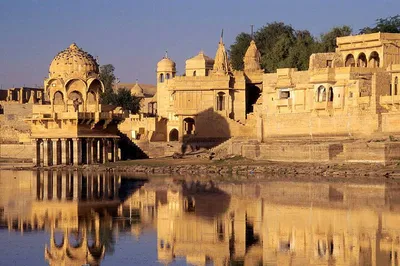 Unforgettable 6-Day Golden Triangle & Jaisalmer Desert Safari Adventure