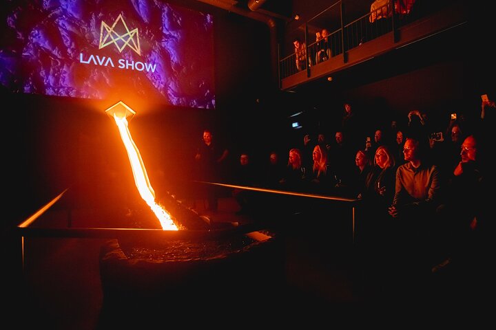 Reykjavik Lava Show: Molten Lava Experience