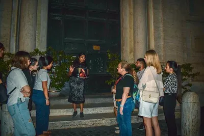 Unearth Rome's Dark Secrets: A Ghostly Walking Adventure