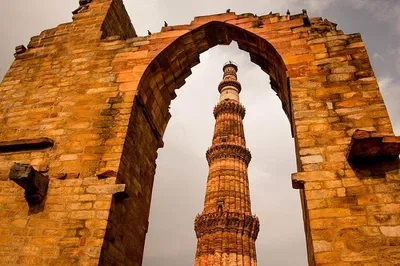 Uncover Delhi's Soul: A Cultural & Heritage Car Tour