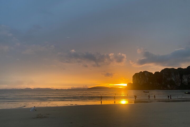 Krabi's 7 Islands Sunset Snorkel & Bioluminescence: A Magical Evening Adventure!