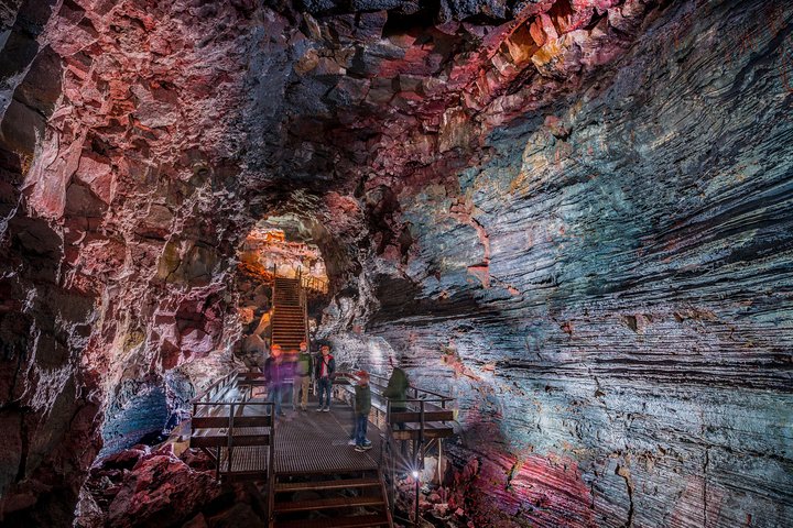 https://images.dyvarcity.com/experience-images/dyvarcity_d921e81935dfe0cc5ef67f51f_ea.jpg