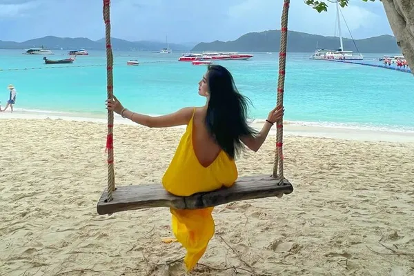 Pattaya Coral Island Fun: Snorkel, Banana Boat & More!