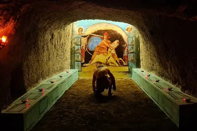 Unearth Rome's Secrets: Explore the Subterranean Labyrinth!