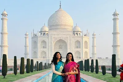 Unveiling the Taj Mahal: A Luxurious Delhi Day Trip