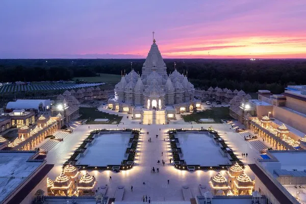 Spiritual Journey: Discover the BAPS Shri Swaminarayan Mandir from New York