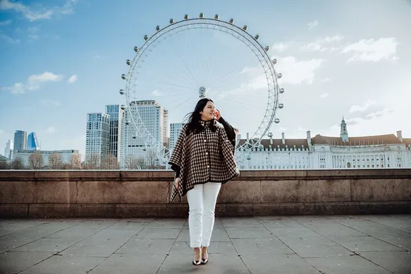 Capture London's Essence: Personalized Photoshoot with a Pro