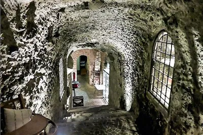 Unveiling Roman Countryside Delights: A Private Wine & Food Journey