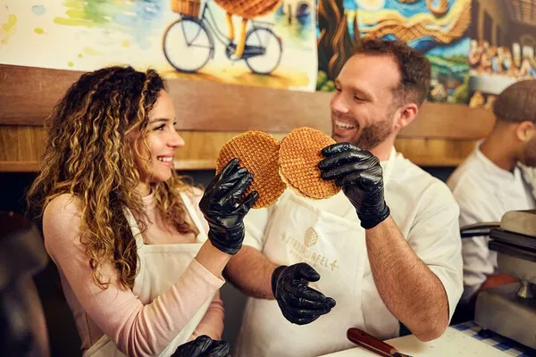 Amsterdam: Stroopwafel Baking Class & Certificate!