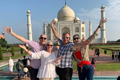 Taj Mahal Express: A Luxurious Day Trip from Delhi