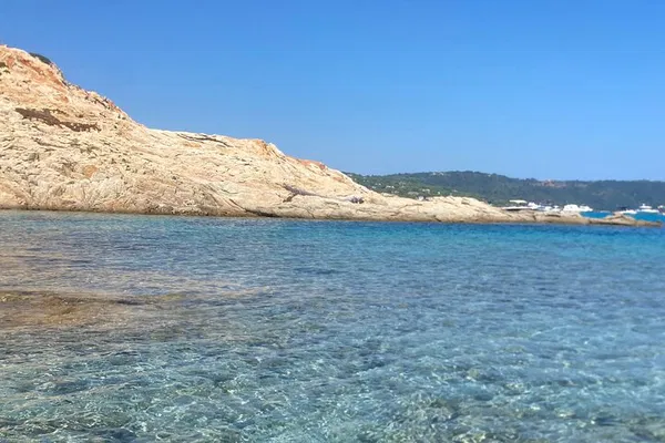 Cannes: Private Boat to Lérins Islands – Snorkel & Relax!