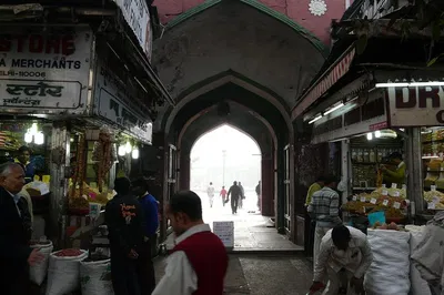 Uncover Delhi's Soul: A Personalized Cultural & Historical Tour