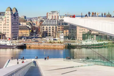 Oslo's Architectural Secrets: Unveiling History with a Local Expert
