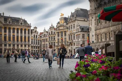 Uncover Brussels' Mystical Side: A Guided Tour with Chocolate & Beer Delights