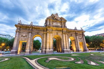 Madrid Day Trip from Barcelona by High-Speed Train
