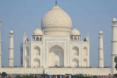 Agra Day Trip: Taj Mahal & Local Market by Shuttle