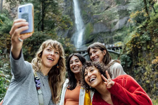 Unveil Waterfall Alley: Private Columbia River Gorge Half-Day Adventure
