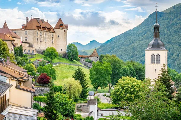 Gruyères Delights: A Swiss Cheese, Chocolate & Medieval Town Adventure from Bern