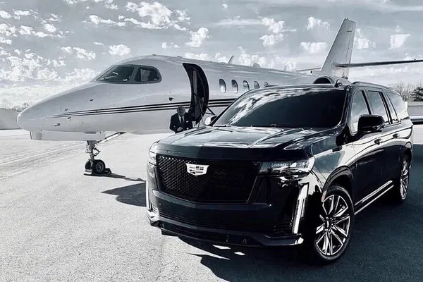 Private Toronto Airport Transfer to Downtown