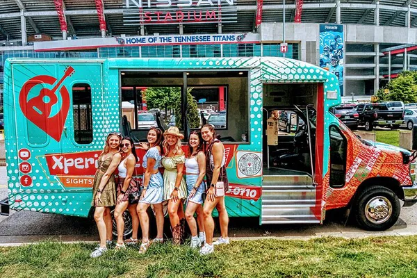 Nashville Open-Air Minibus Tour: See Music City!