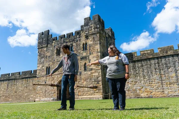 Enchanting Borders: Harry Potter & Alnwick Castle Adventure from Edinburgh