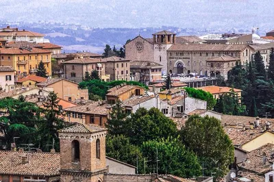 Uncover Perugia's Charm: Private Tour, Culinary Delights & Chocolate Indulgence