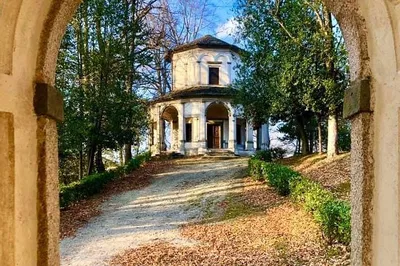 Discover the Enchanting Lake Orta: A Private Tour from Lake Maggiore