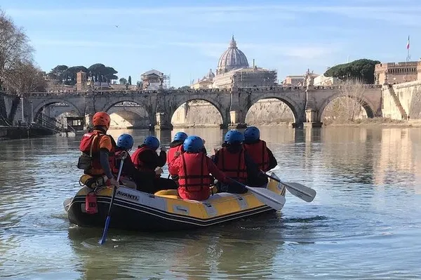 Conquer Rome: Thrilling Urban Rafting Adventure on the Tiber River